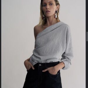 Zara Light Gray Off-the-Shoulder Sweater Asymmetrical Neckline Relaxed Fit
